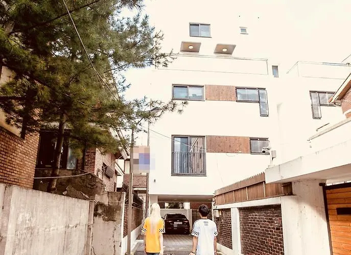 Kuki Guesthouse